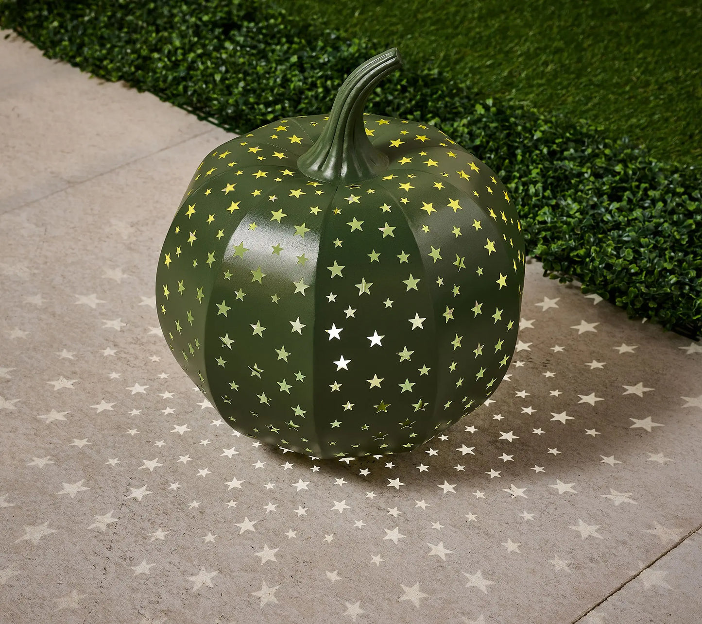 15" Illuminated Indoor/Outdoor Stargazer Metal Pumpkin-halloweenvibes